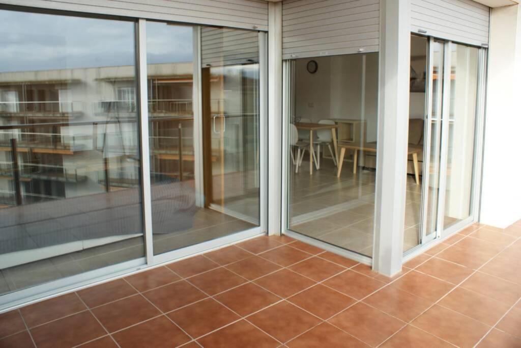 Apartamento En Roses Con Parking Y Piscina Apartment Exterior photo